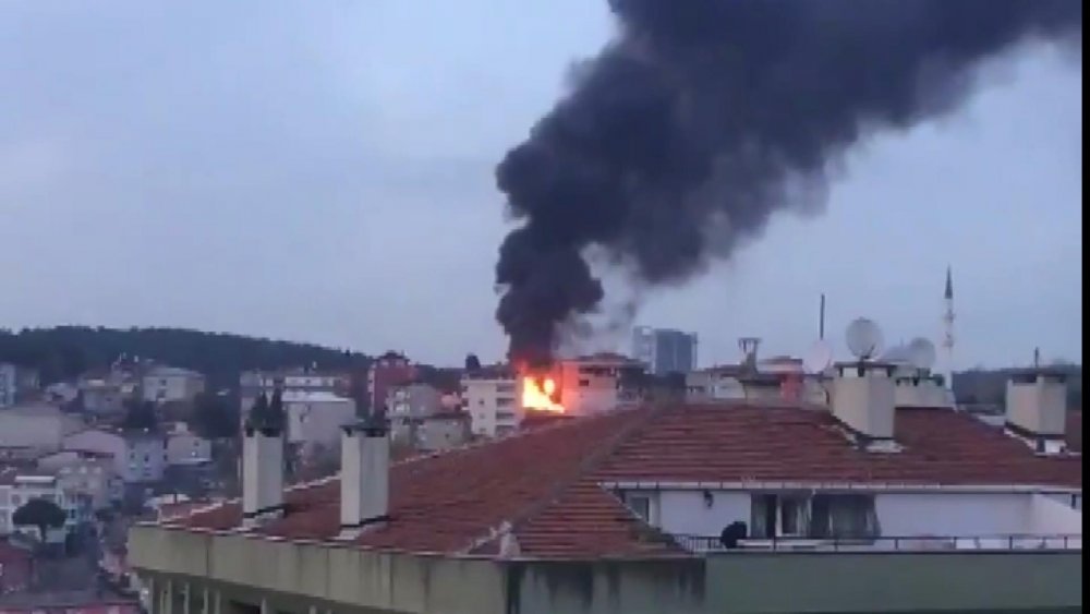 Sarıyer'de korkutan alevler
