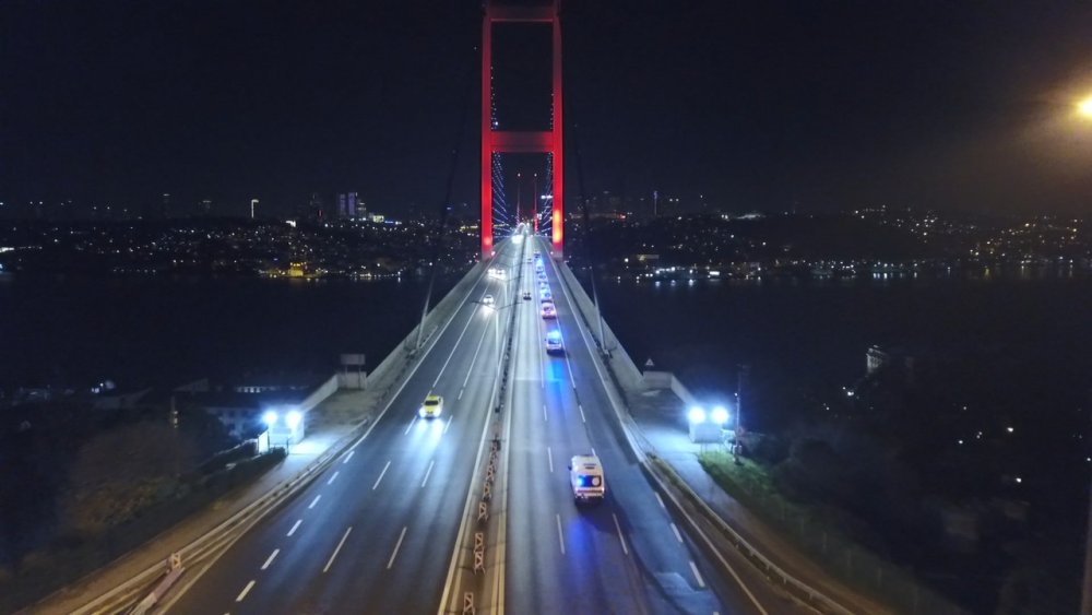 Ankara'dan yola çıkan 61 ambulans İstanbul'a geldi