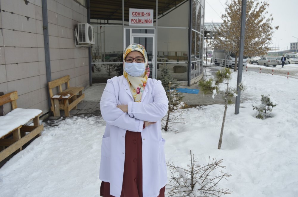 Doğubayazıt'ta 5 bin koronavirüs hastasının bin 300'ü hastanede tedavi edildi