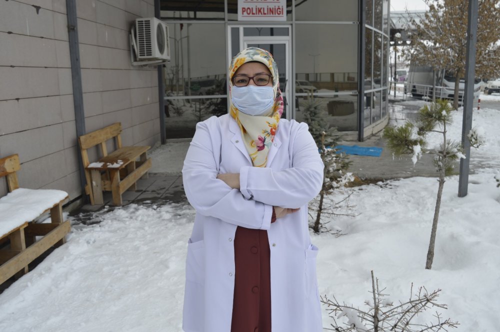 Doğubayazıt'ta 5 bin koronavirüs hastasının bin 300'ü hastanede tedavi edildi