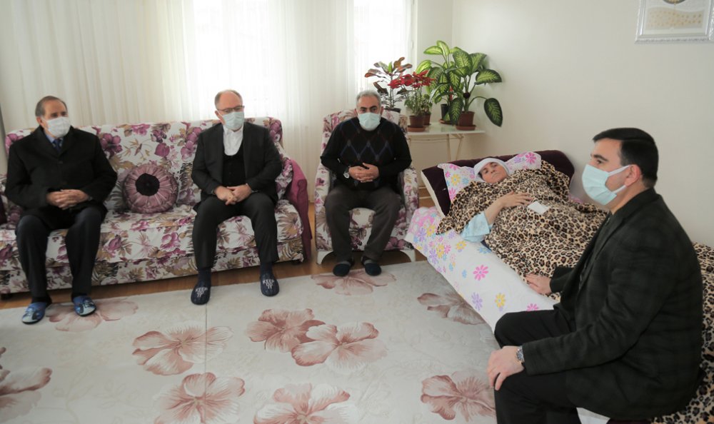 Hasta yatağında cami yapımı için 500 bin lira bağışladı