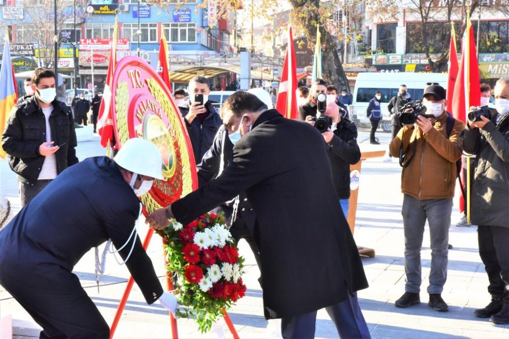 İsmet İnönü, 47'nci ölüm yıl dönümünde anıldı
