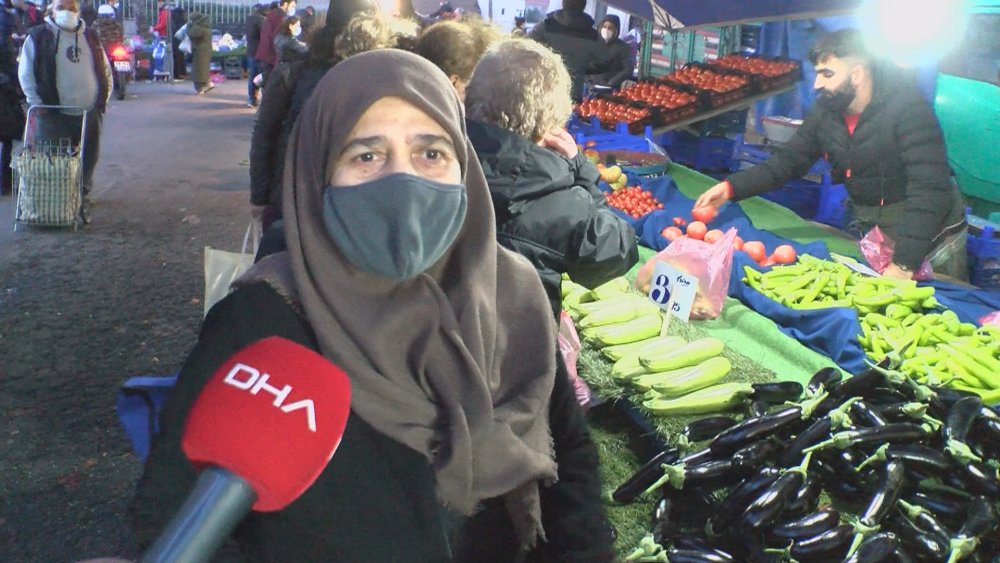 Kartal'da pazar yerinde kısıtlama yoğunluğu