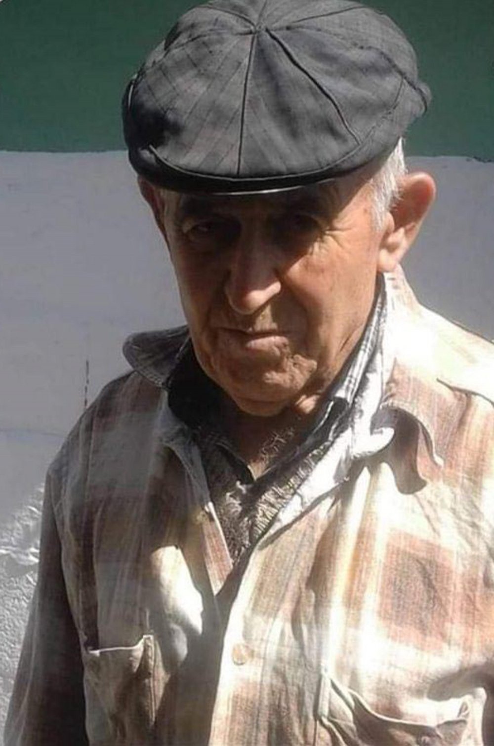 2 kardeş, koronavirüs nedeniyle 12 gün arayla yaşamını yitirdi