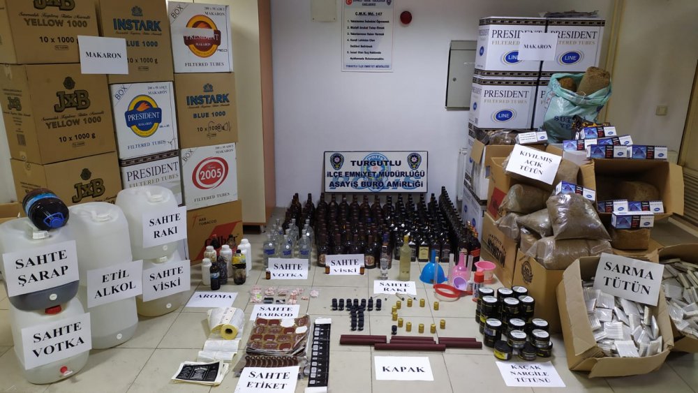 Manisa'da yılbaşı öncesi 'sahte içki' operasyonu: 2 gözaltı