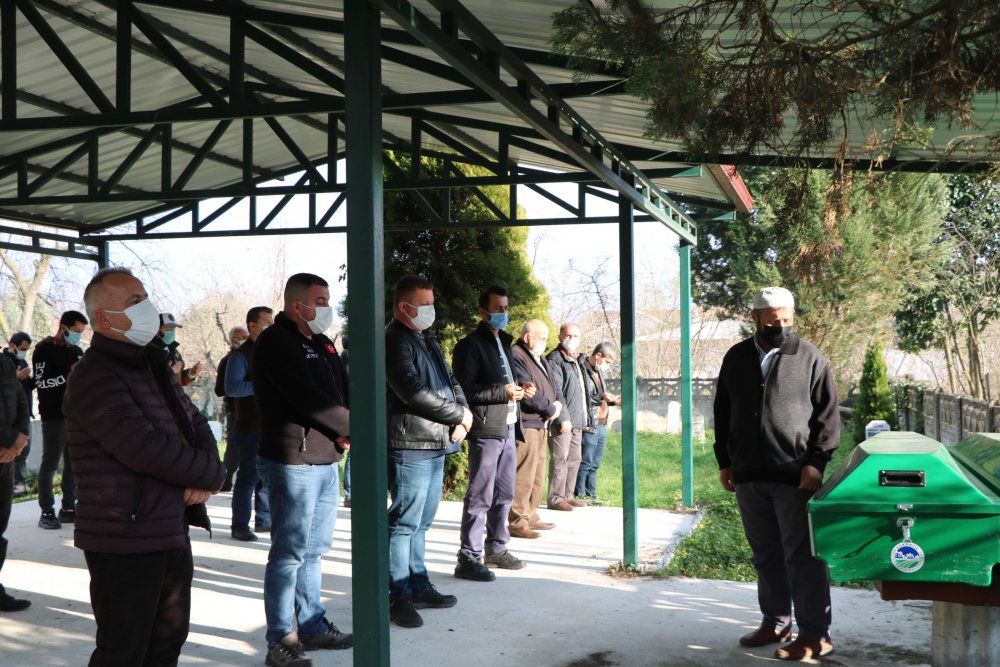 Yangında hayatını kaybeden baba ve kızı, son yolculuğuna uğurlandı
