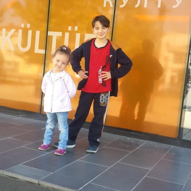 Yangında hayatını kaybeden baba ve kızı, son yolculuğuna uğurlandı