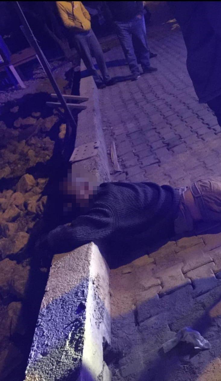 Yol kenarında ölü bulunan gurbetçi, cinayete kurban gitmiş