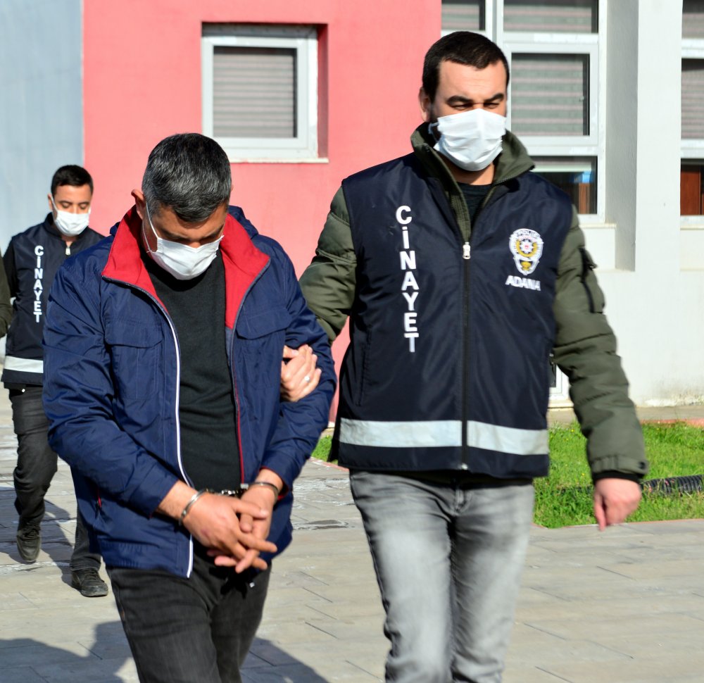 Adana'da silahlı borç kavgası: 2 yaralı