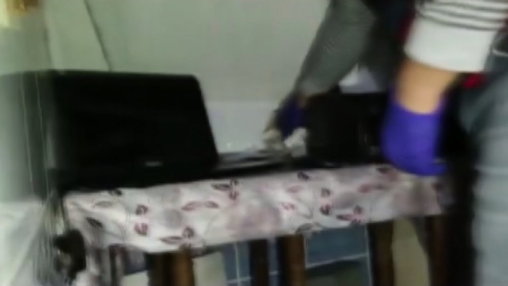Avcılar'da jandarmanın sahte belge operasyonu kamerada