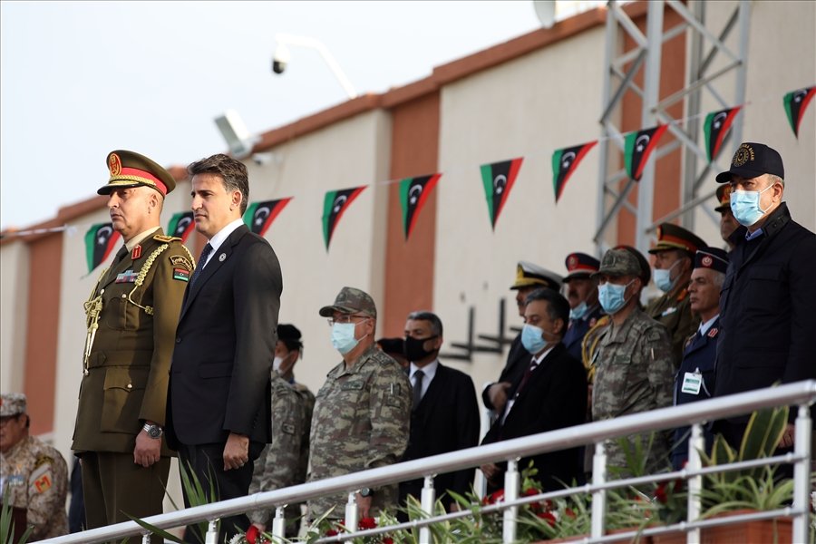 Bakan Akar, Libya'ya gitti