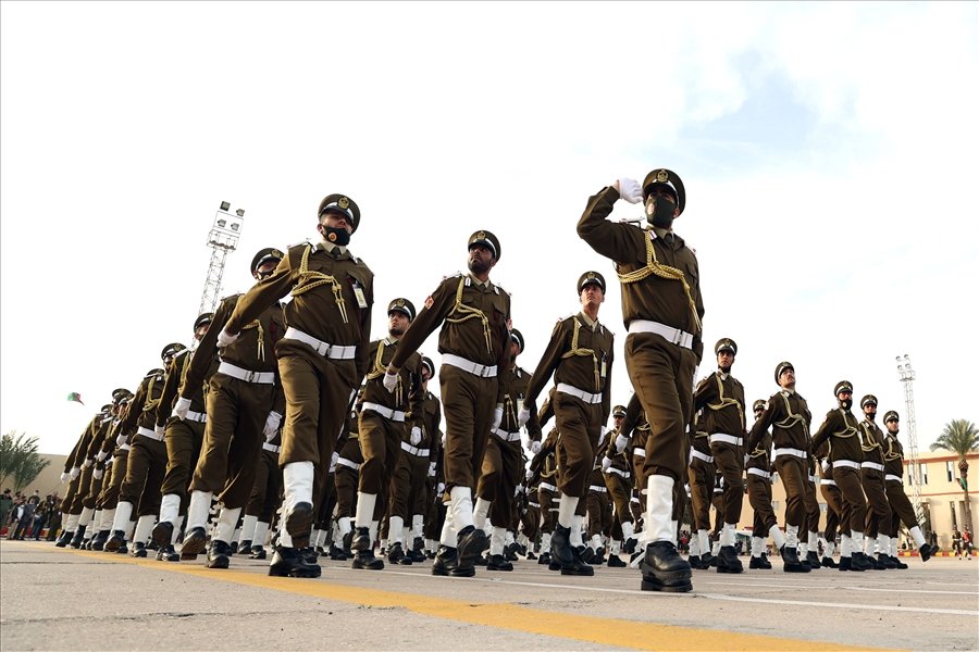 Bakan Akar, Libya'ya gitti