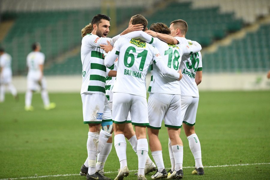 Bursaspor, Eskişehirspor'u ağırlıyor