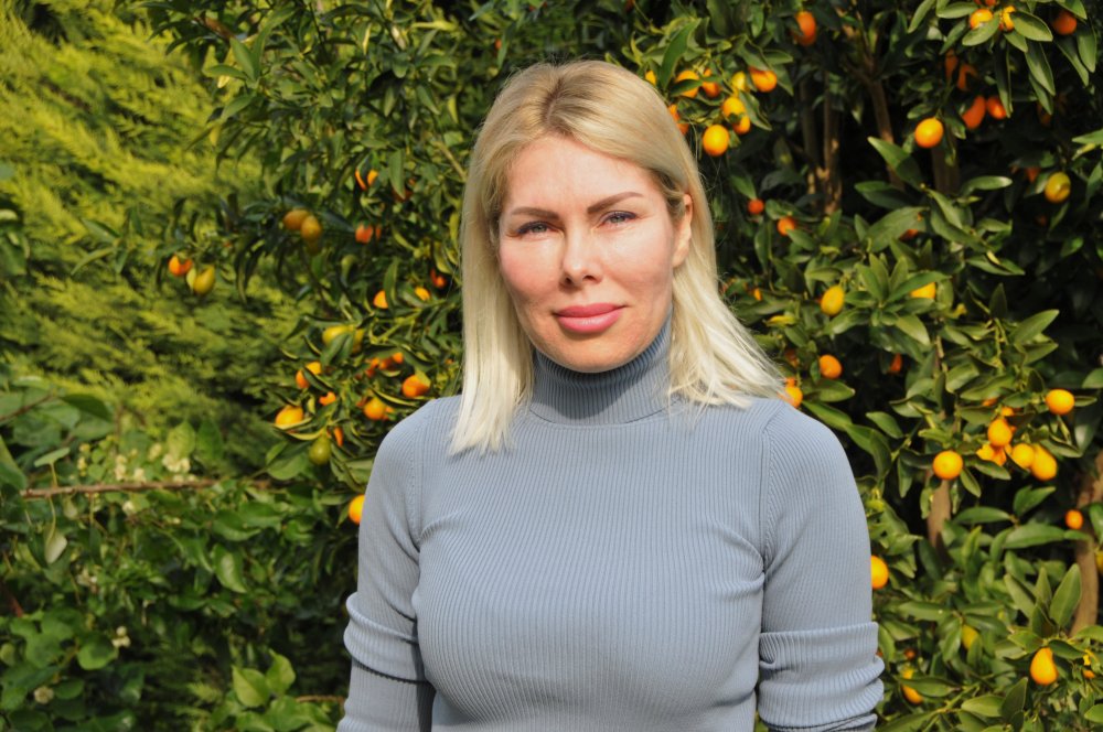 Faz 3 çalışmasını sonlandırıp aşıya geçmek için bu hafta içerisinde karar verilebileceğini aktaran Prof. Dr. Özkan, Ya aşı olacağız ya korona