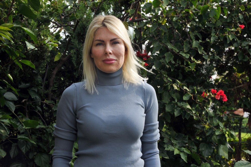 Faz 3 çalışmasını sonlandırıp aşıya geçmek için bu hafta içerisinde karar verilebileceğini aktaran Prof. Dr. Özkan, Ya aşı olacağız ya korona