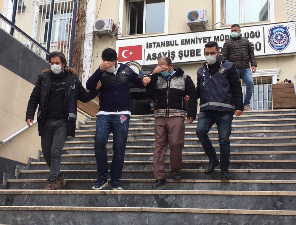 İran uyruklu sahte polisler yakalandı... Şüpheliler kamerada