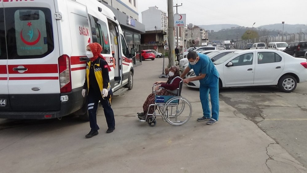 Kalorifer kazanını yakmak isterken yangın çıktı; anne- oğul yaralı, 3 inek öldü