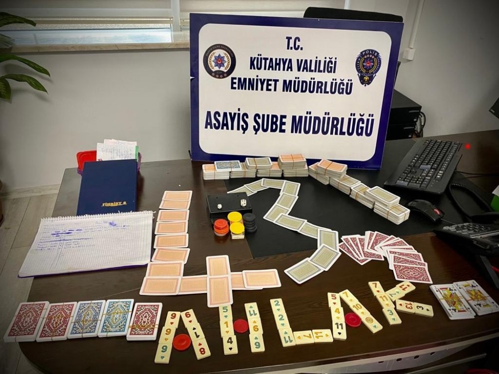 Kütahya'da kumar oynarken yakalanan 21 kişiye 66 bin TL ceza