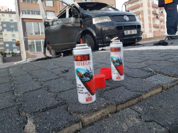 Minibüste soludukları çakmak gazı patlayan 3 kuzen yaralandı