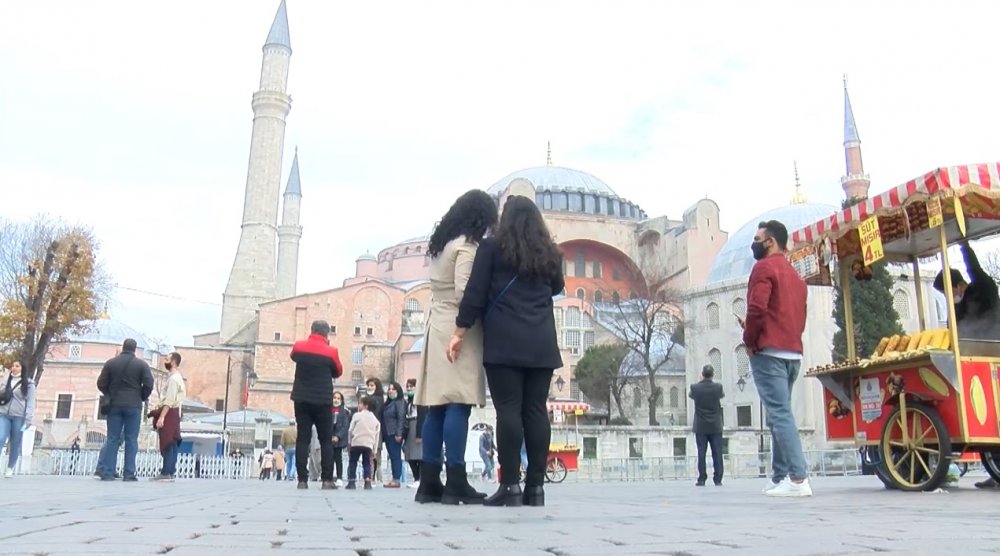 Sultanahmet turistlere kaldı