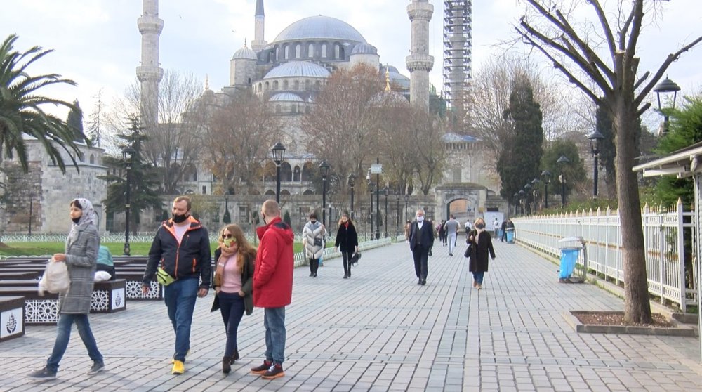Sultanahmet turistlere kaldı