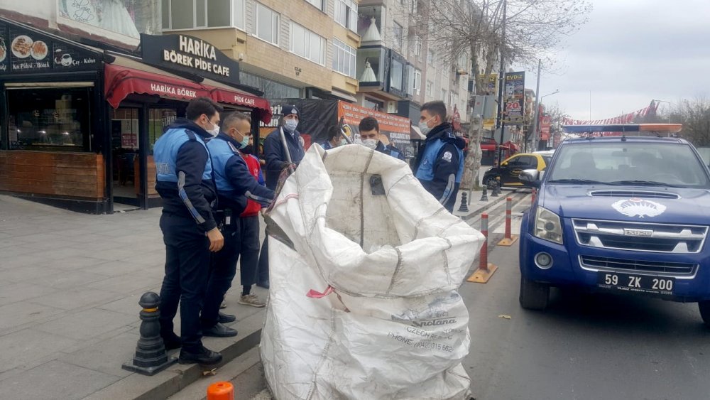 Tekirdağ'da sokağa çıkma kısıtlamasında, kağıt toplayanlara operasyon