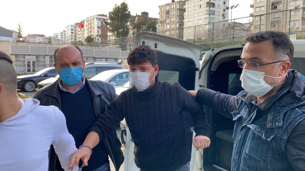 Tripleks villada kumar oynayan 47 kişi yakalandı