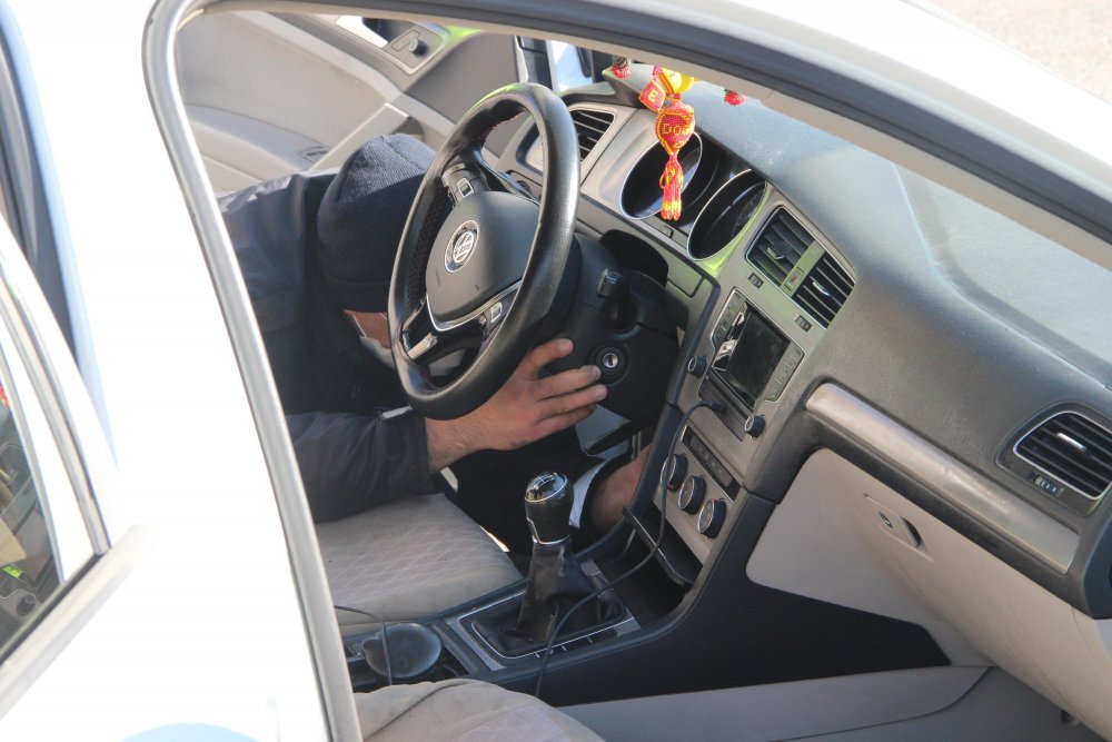 'Yeğenimi hastaneye götürüyorum' dediği otomobilden uyuşturucu çıktı'