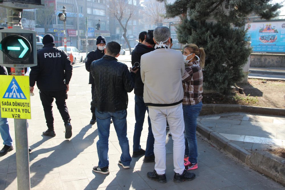 'Yeğenimi hastaneye götürüyorum' dediği otomobilden uyuşturucu çıktı'