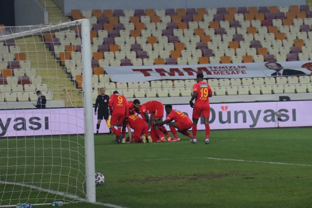 Yeni Malatyaspor - Büyükşehir Belediye Erzurumspor: 1-3