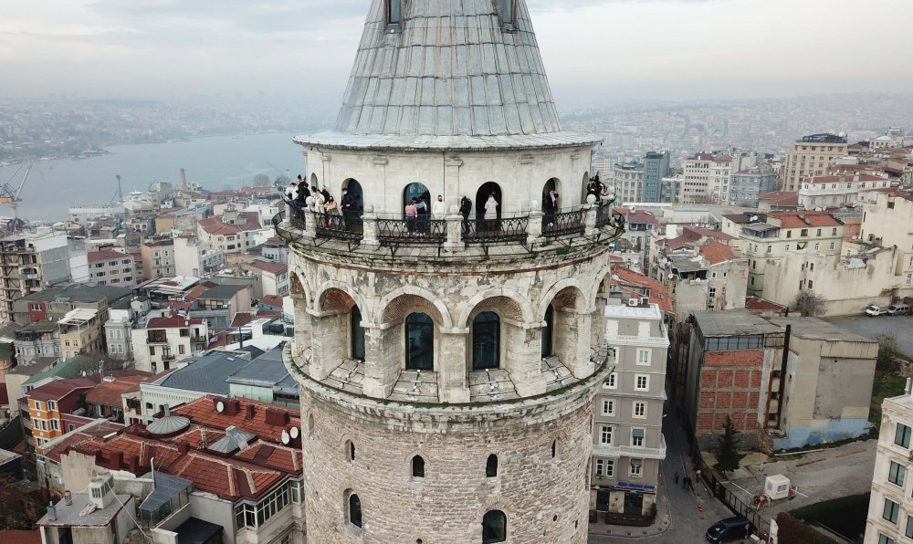 Kısıtlamada İstanbul'un keyfini turistler çıkardı