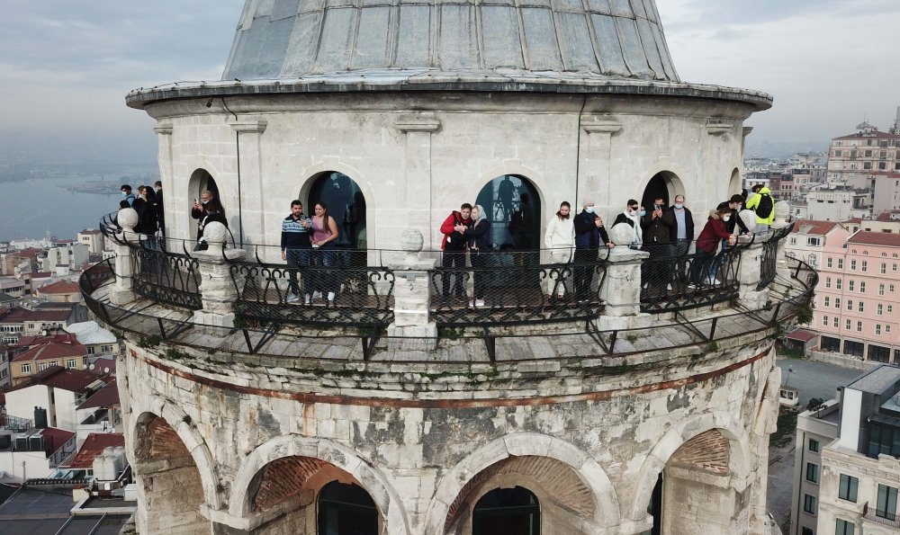 Kısıtlamada İstanbul'un keyfini turistler çıkardı