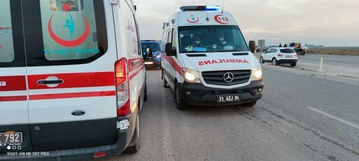 Sağlık personelini taşıyan araç şarampole devrildi: 1 ölü, 12 yaralı