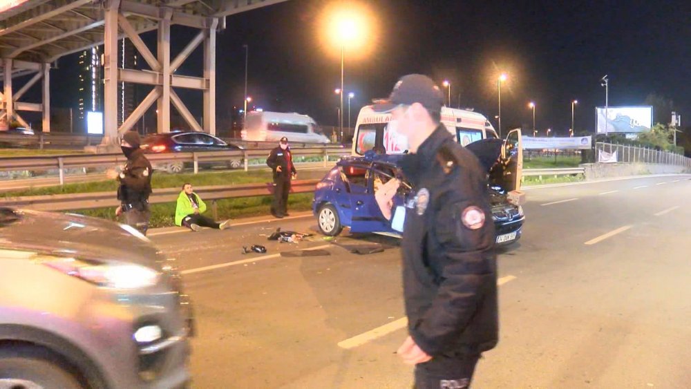 Şişli'de makas attığı iddia edilen sürücü zincirleme kazaya neden oldu