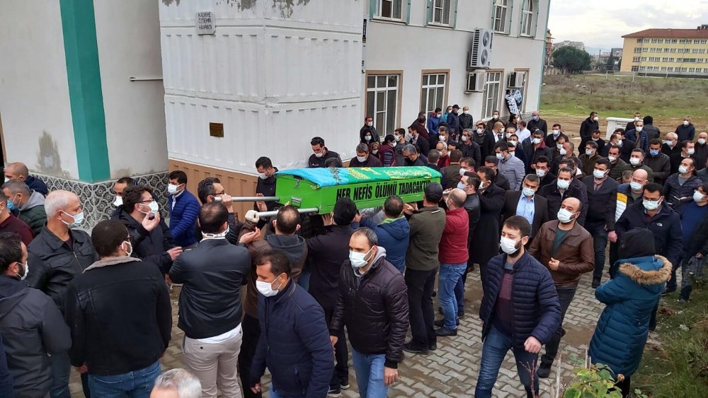 Elifnaz son yolculuğuna uğurlandı
