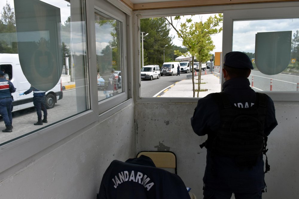 Jandarmadan Marmaris'te yılbaşı öncesi yol denetimi