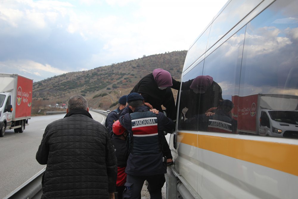 Kula'da zincirleme kaza: 1 yaralı