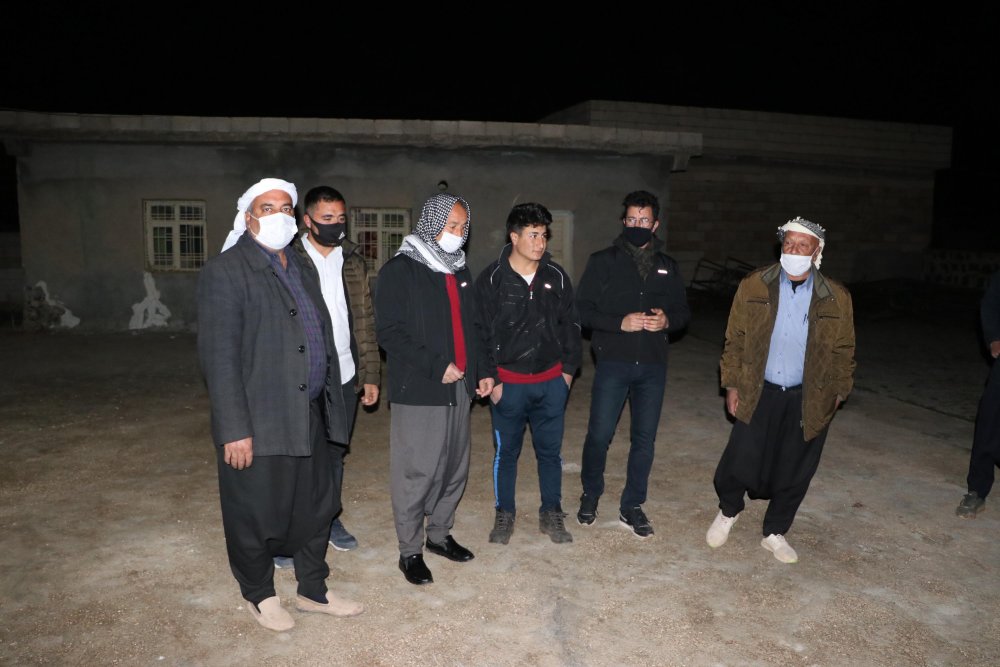 Şalvarlı tenisçilerden Bakan Kasapoğlu’na teşekkür