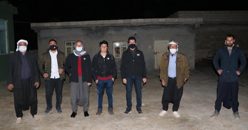 Şalvarlı tenisçilerden Bakan Kasapoğlu’na teşekkür