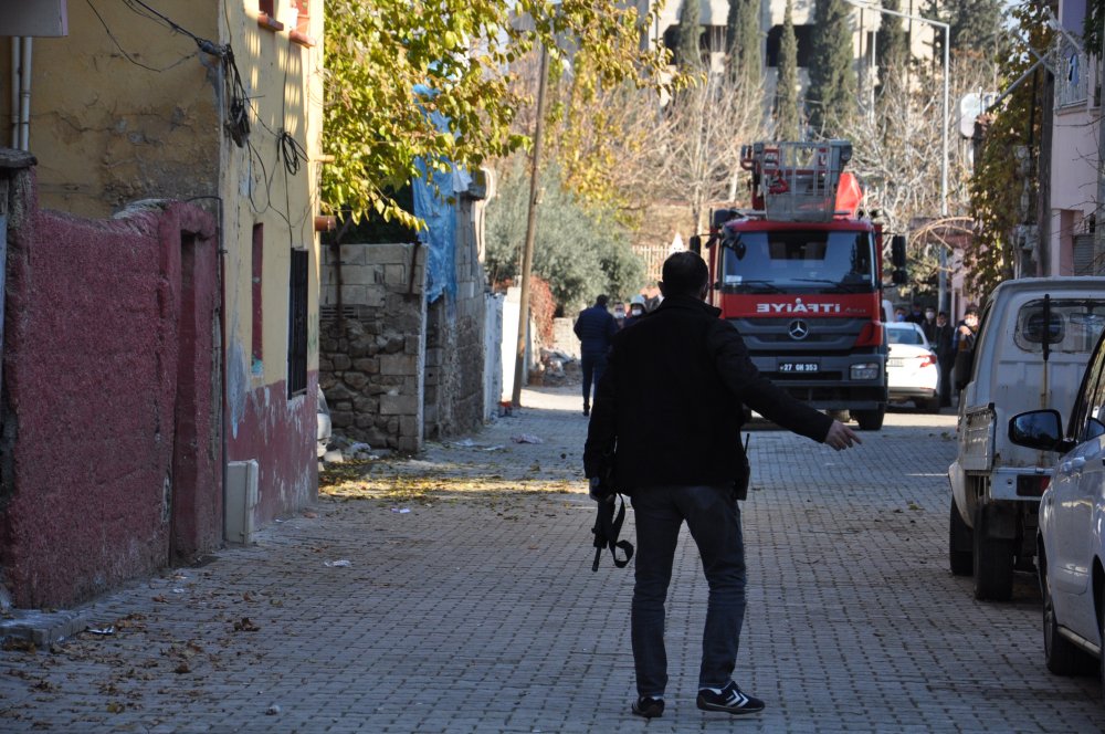 Şizofreni hastası; annesini rehin aldı,  pompalı tüfekle öldürdü!