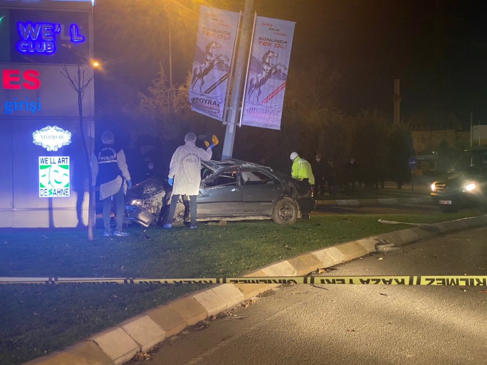 Ümraniye'de takla atan otomobilin sürücüsü hayatını kaybetti