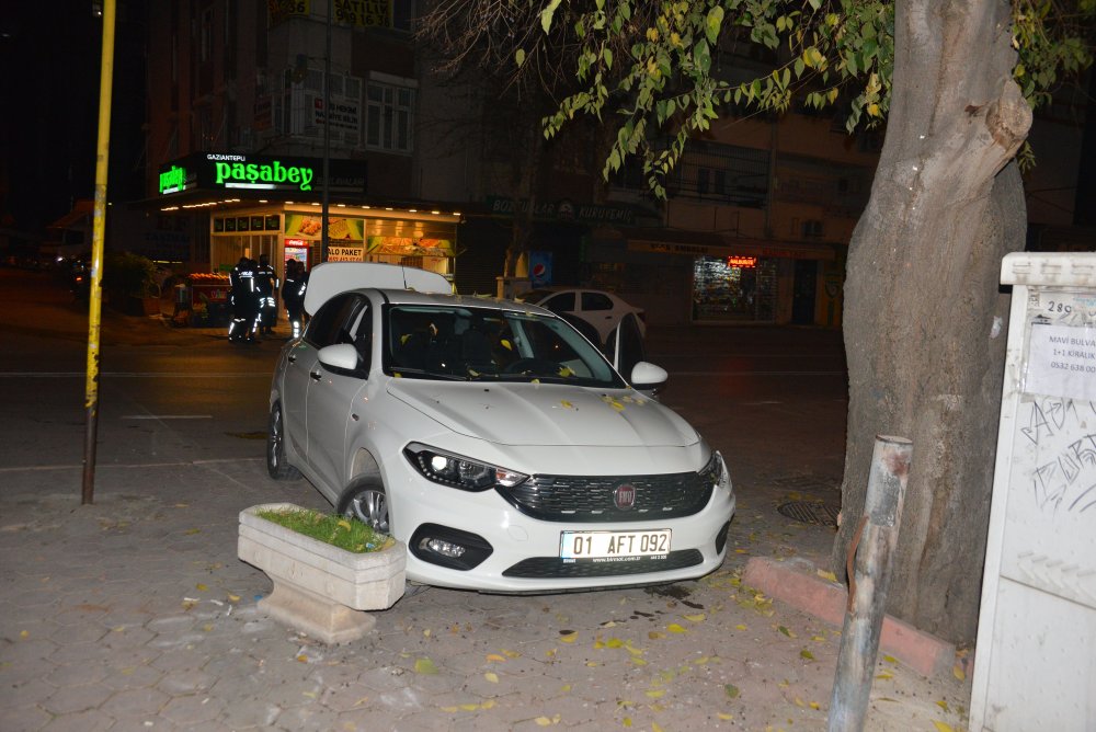 Adana'da hareketli gece; Onlar kaçtı, polis yakaladı