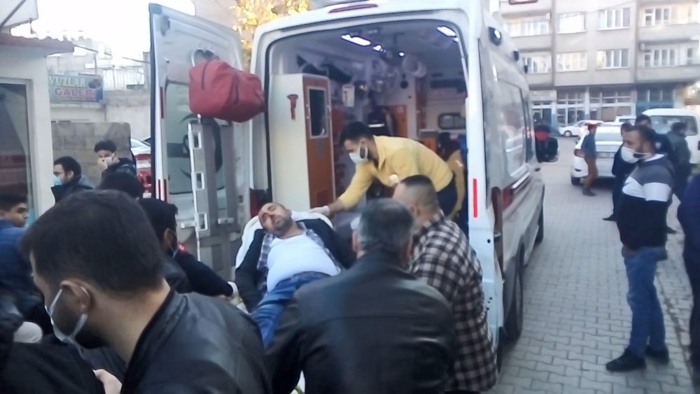 Birecik’te iş yerine silahlı saldırı