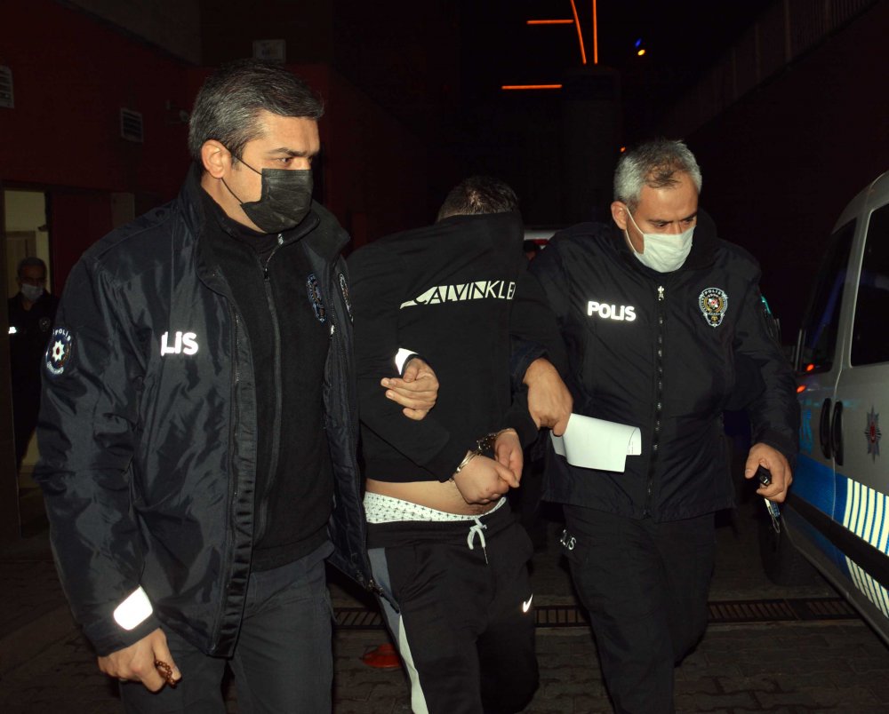 Eşi tarafından alıkonulan kadını polis kurtardı