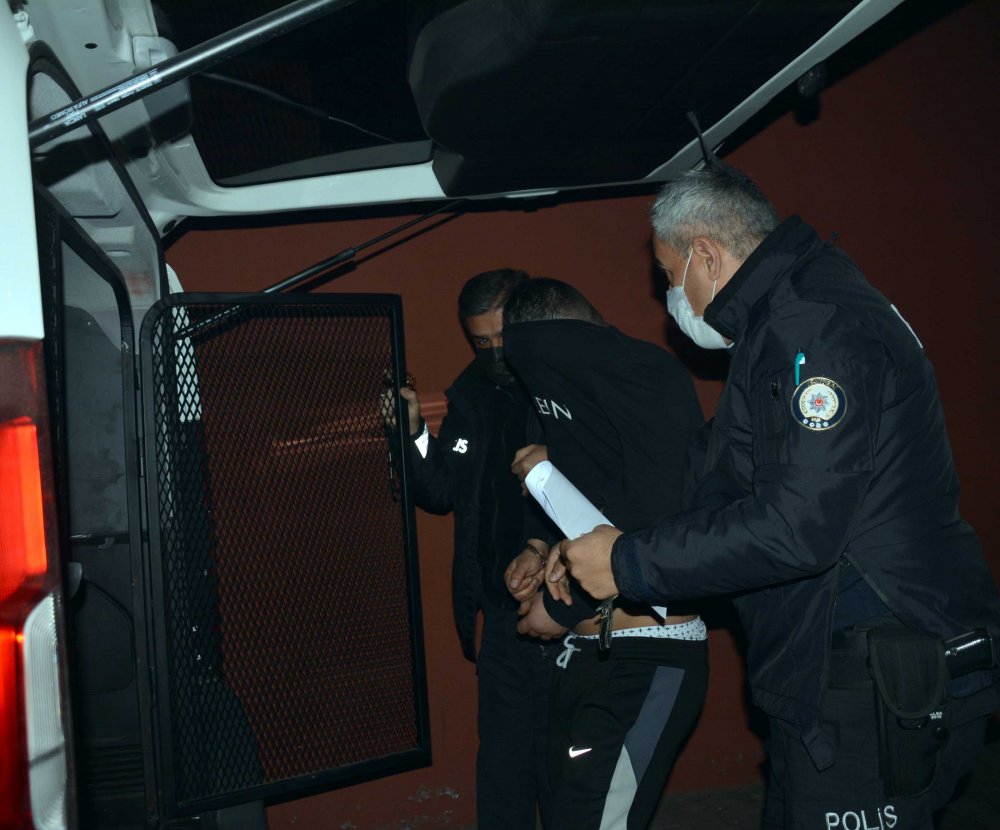 Eşi tarafından alıkonulan kadını polis kurtardı