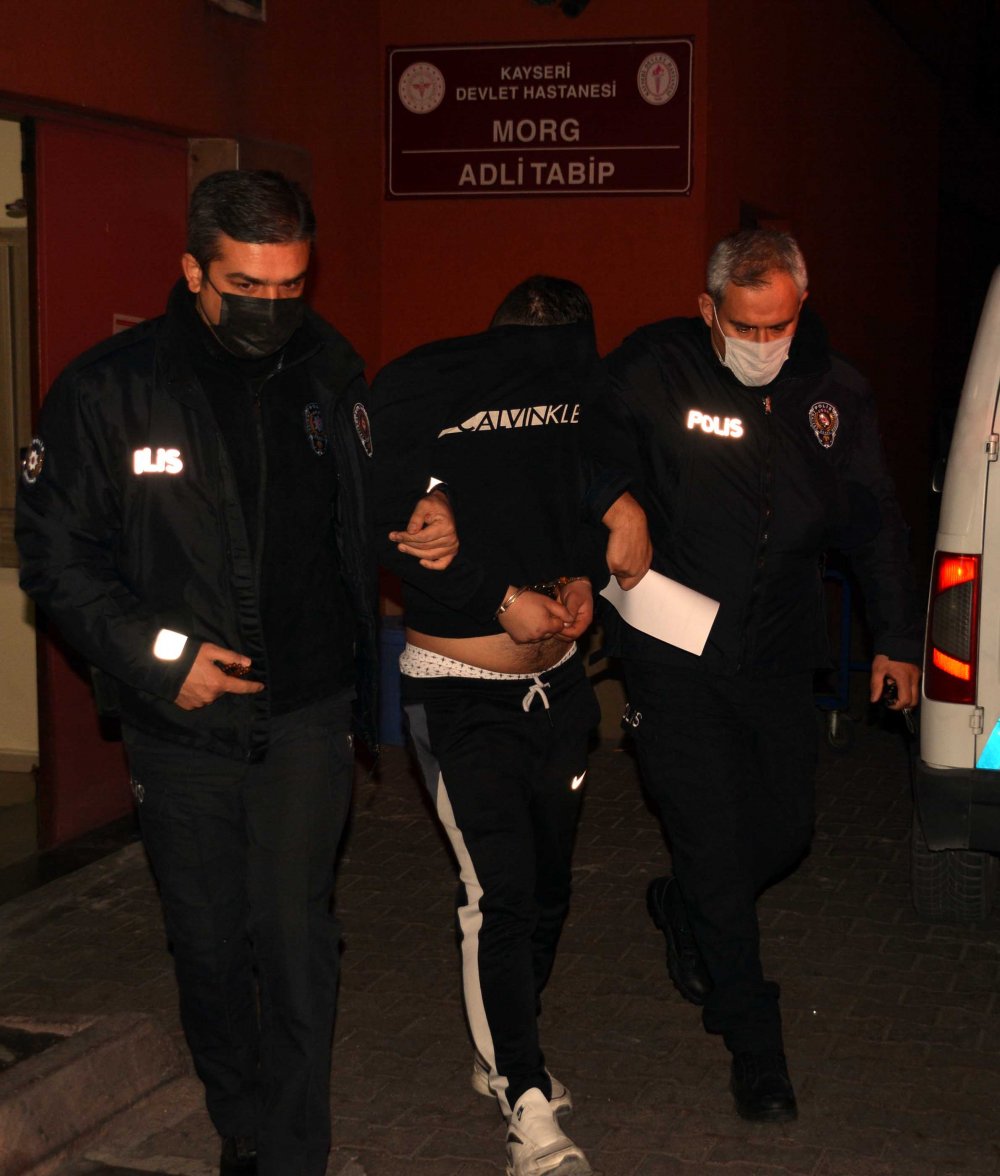 Eşi tarafından alıkonulan kadını polis kurtardı