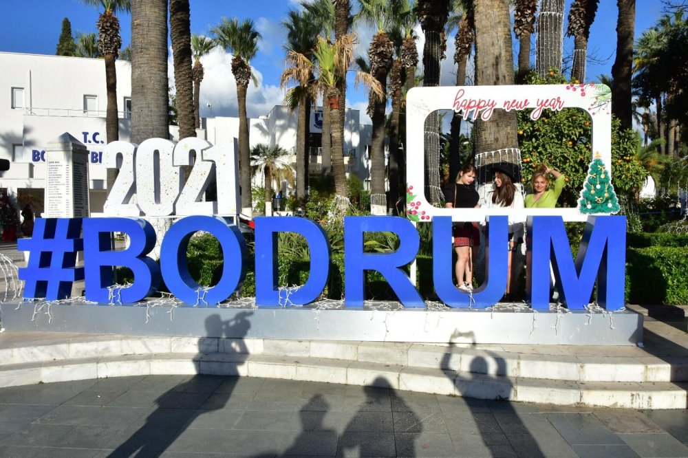 Yılbaşı öncesi Bodrum nüfusu 430 bine çıktı, Başkan Aras: Bodrum yaz dönemi gibi hareketli