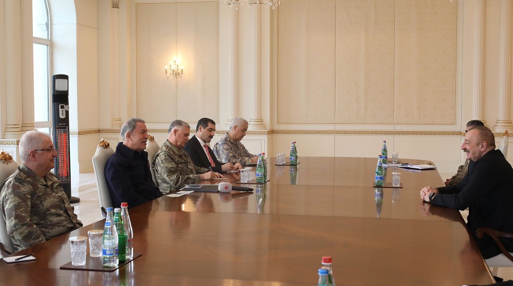 Bakan Akar, Cumhurbaşkanı Aliyev ile görüştü