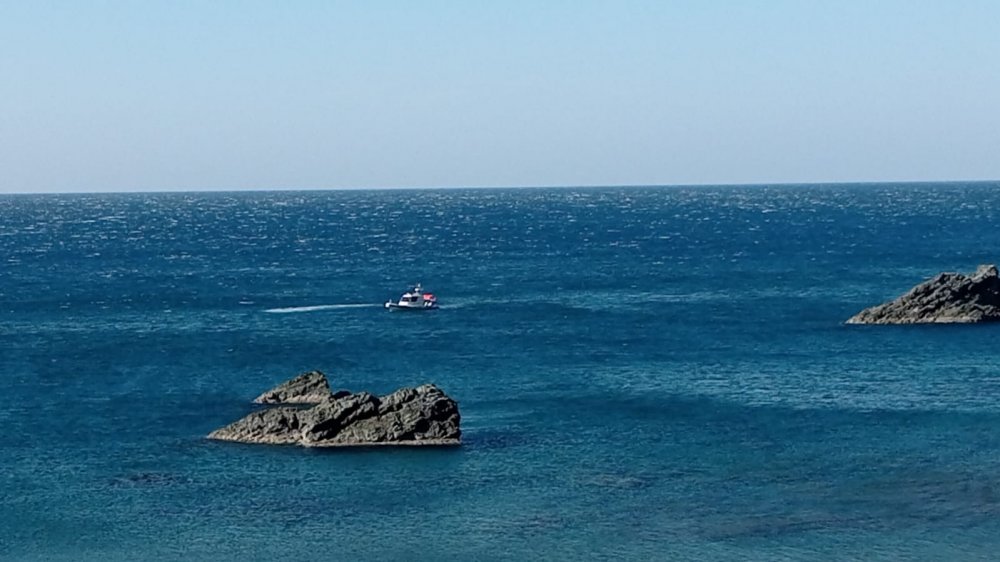 Balık tutmak için botla denize açılan Ali, akıntıya kapılarak kayboldu