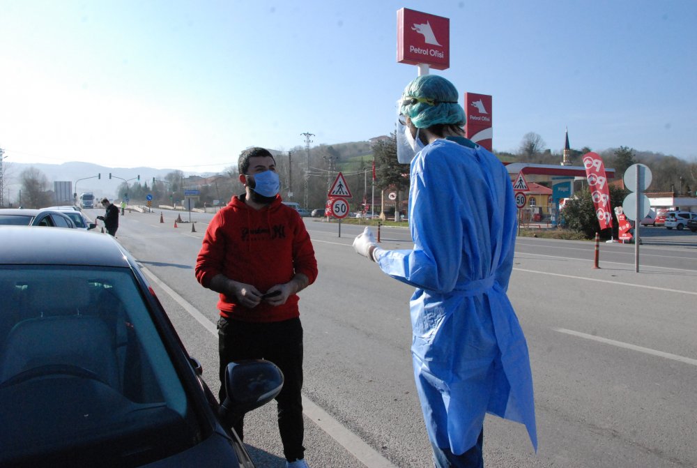 Bartın'a gelenlere PCR testi yapılmaya başlandı